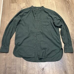 Uniqlo collarless button down shirt
